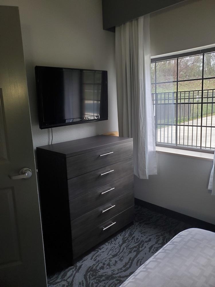 Candlewood Suites Knoxville Airport-Alcoa By Ihg Eksteriør bilde